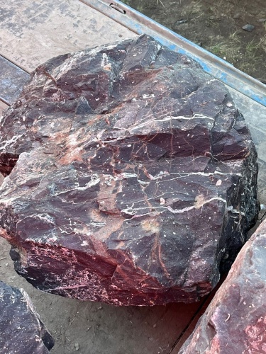 Камни для ландшафтного дизайна красно-фиолетовые 10-60 килограмм купить в Липецке