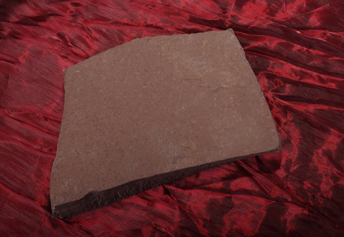 Плитняк лемезит бордовый для цоколя 1,5-2 см купить в Липецке