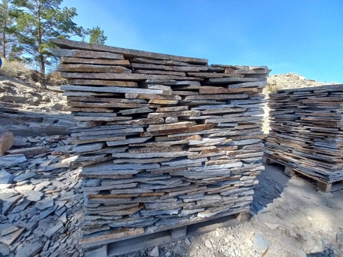 Плитняк златолит серебристый для фасада купить в Липецке