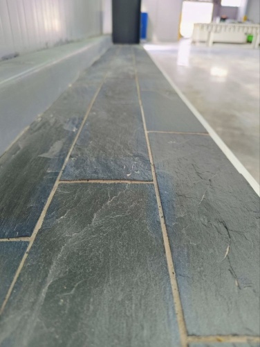 Плитка чёрная из натурального камня фасадная 30 см * 5 см, толщина 7 мм -30 мм купить в Липецке