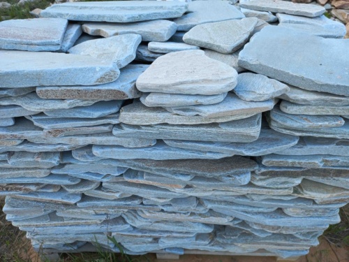 Плитняк златолит зелёный галтованный для цоколя купить в Липецке